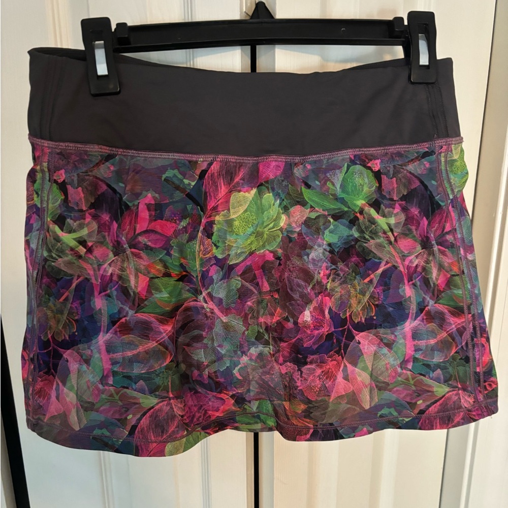 Lululemon Pace Rival- mid rise skirt-sz 6